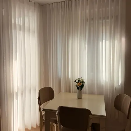 Appartement Elegant In *