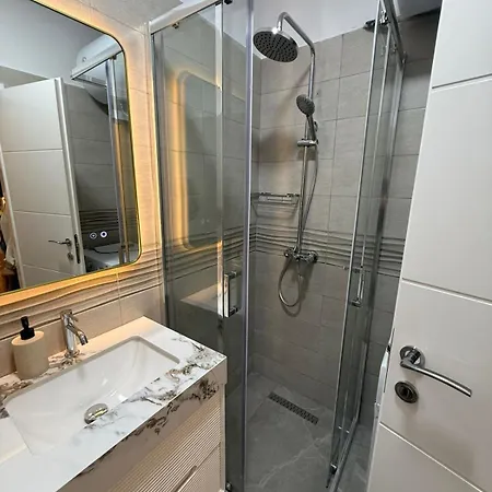 Appartement Elegant In Tirana